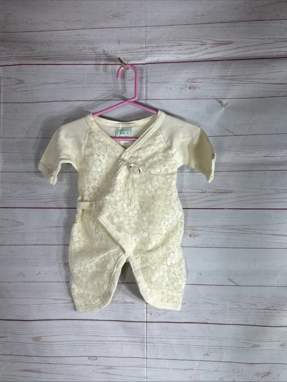 Baby K Kaleidoscope Designs Size small Short Sleeve Romper Off White Floral Lace